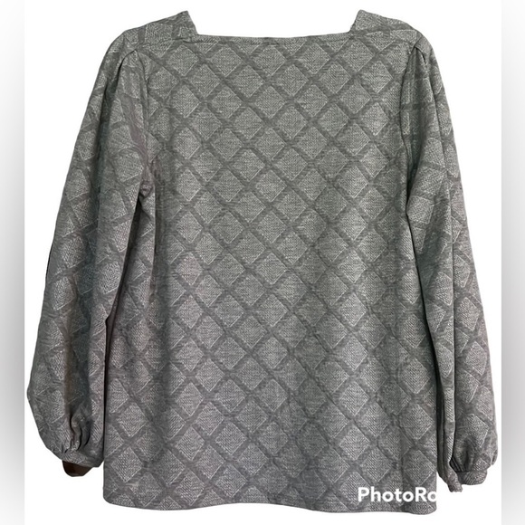 LIZ CLAIBORNE Gray Square Neck Diamond Pattern Thermal Blouse, Size Medium, EUC. - Picture 8 of 8